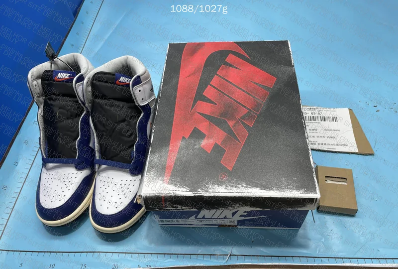 Jordan 1 High Rare Air 2
