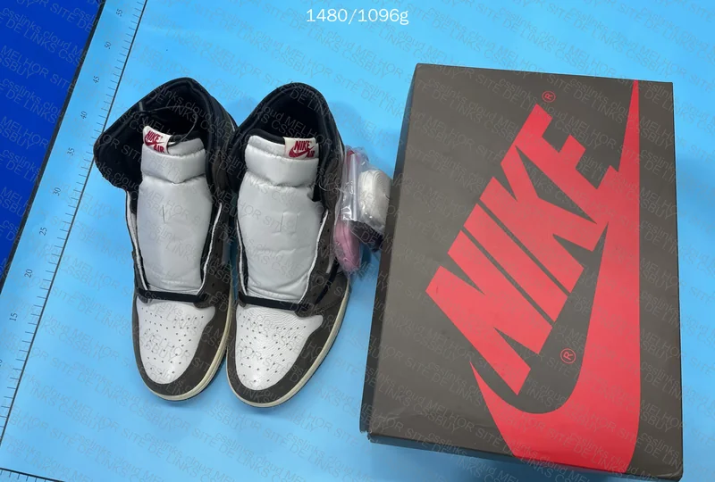JORDAN 1 HIGH X TRAVIS REVERSE MOCHA 10