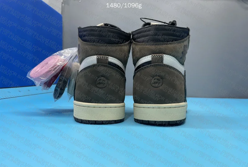 JORDAN 1 HIGH X TRAVIS REVERSE MOCHA 2
