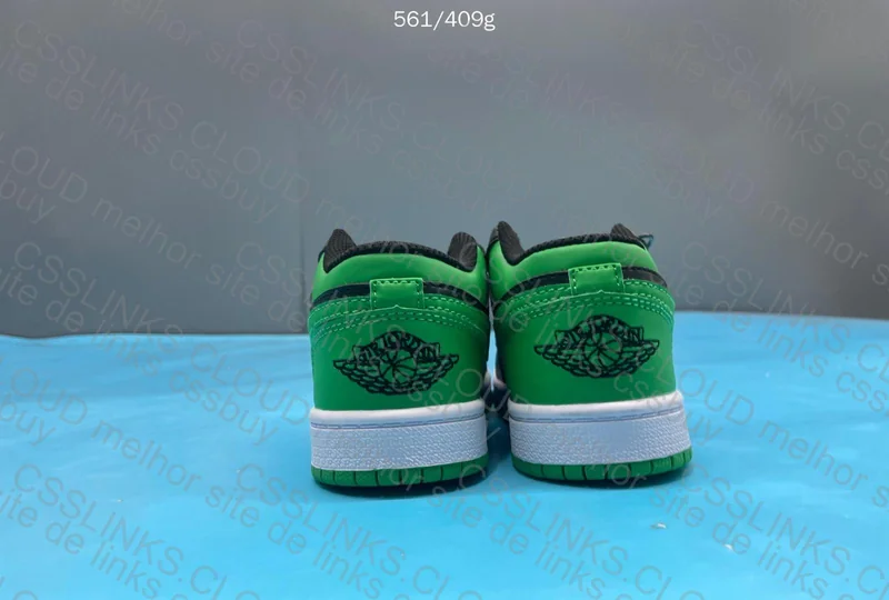 Jordan 1 kids 4