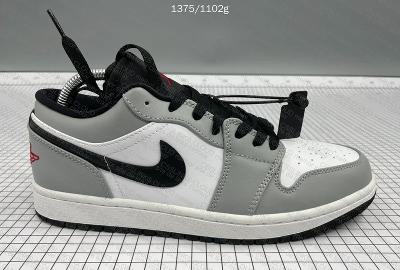 Jordan 1 Light Smoke Grey 6