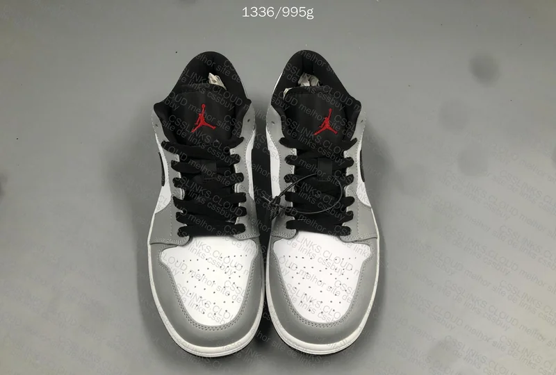 Jordan 1 light smoke grey - 553558-030 2