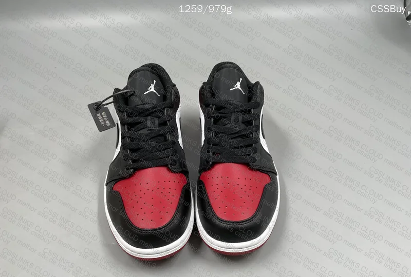 Jordan 1 low 4