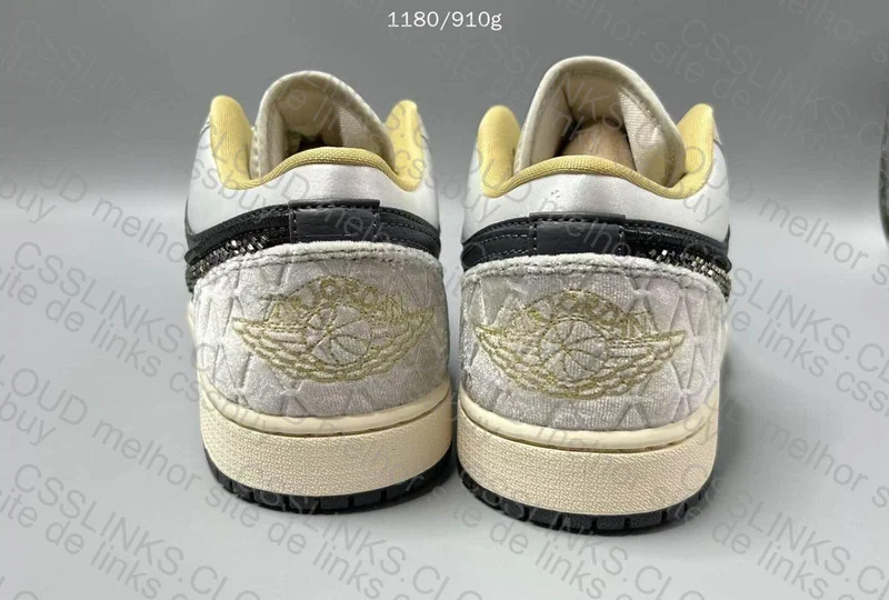 JORDAN 1 LOW 4