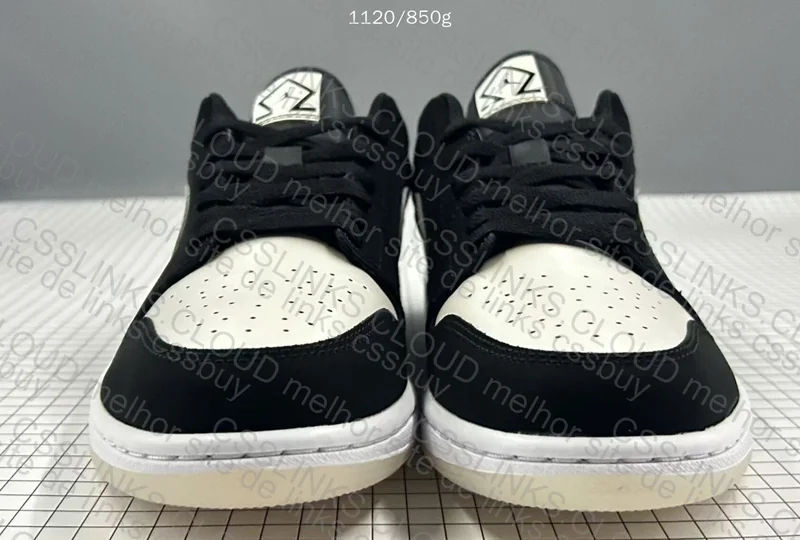 JORDAN 1 LOW 4