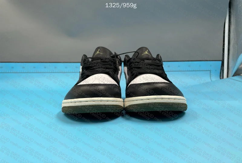 Jordan 1 low 2