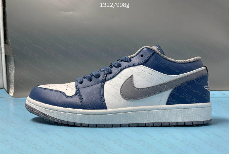 JORDAN 1 LOW 4