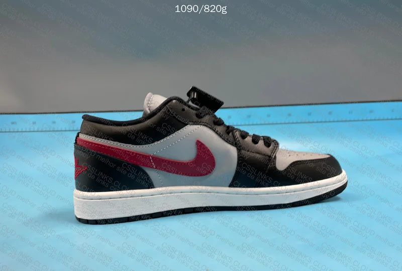 Jordan 1 low 7