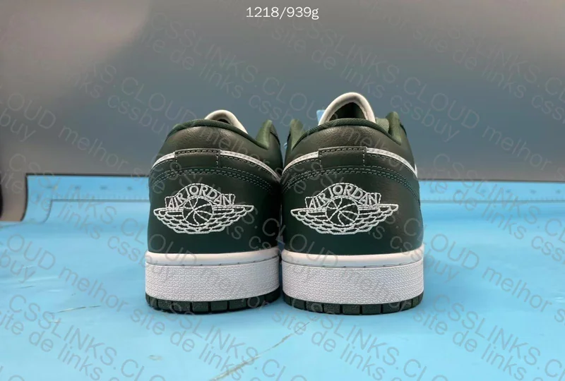 Jordan 1 Low 3