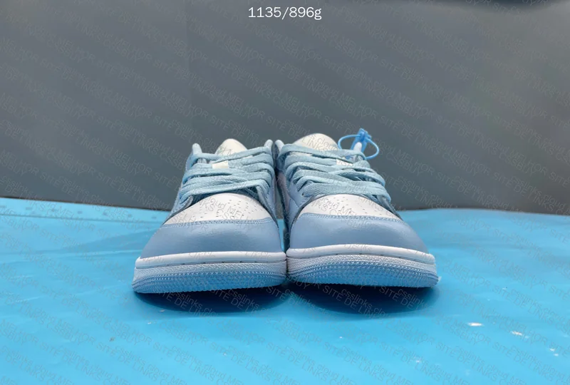 JORDAN 1 LOW 3