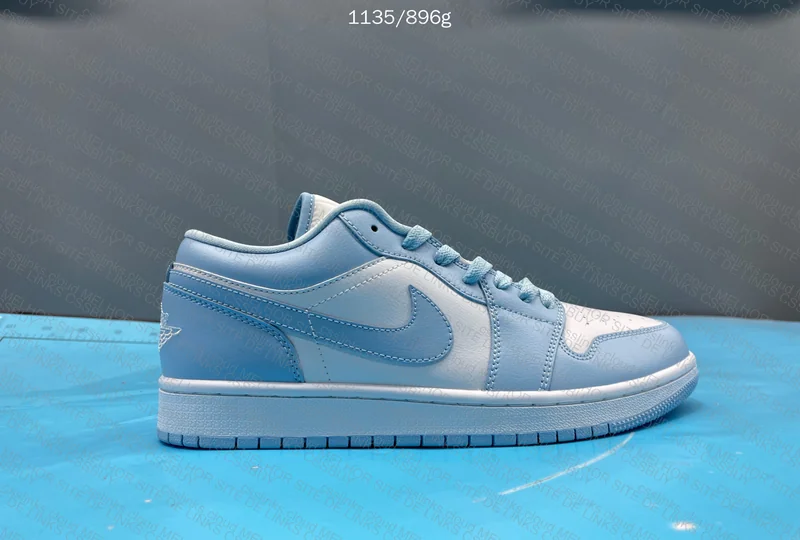 JORDAN 1 LOW 7