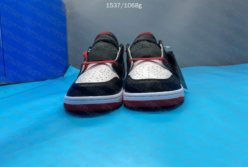 Jordan 1 Low 4