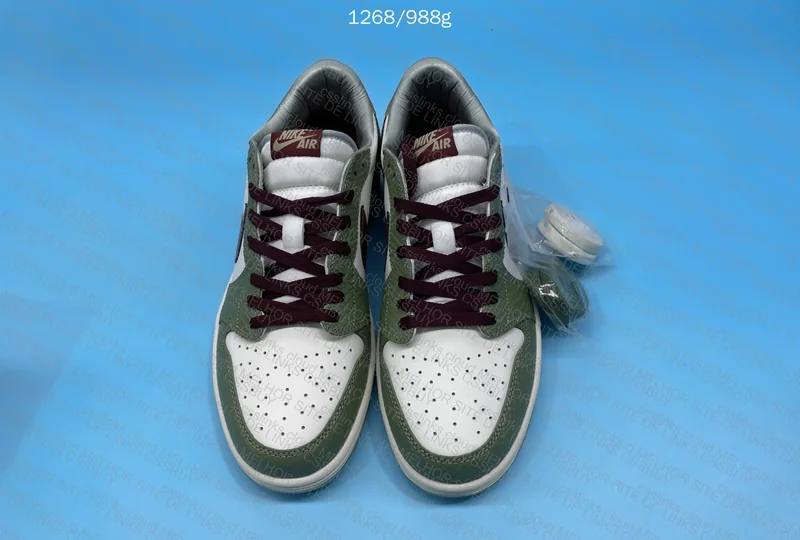 Jordan 1 Low Chinese New Year 3