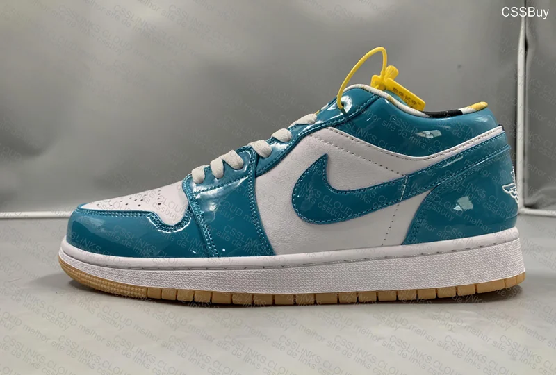 Jordan 1 Low Barcelona