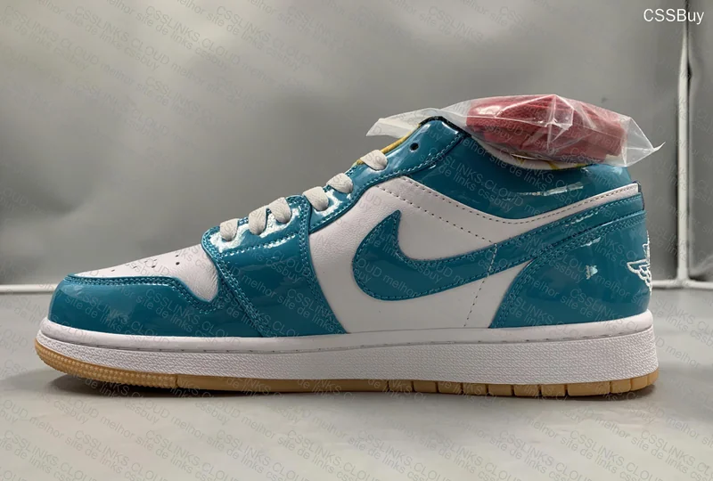 Jordan 1 Low Barcelona 5