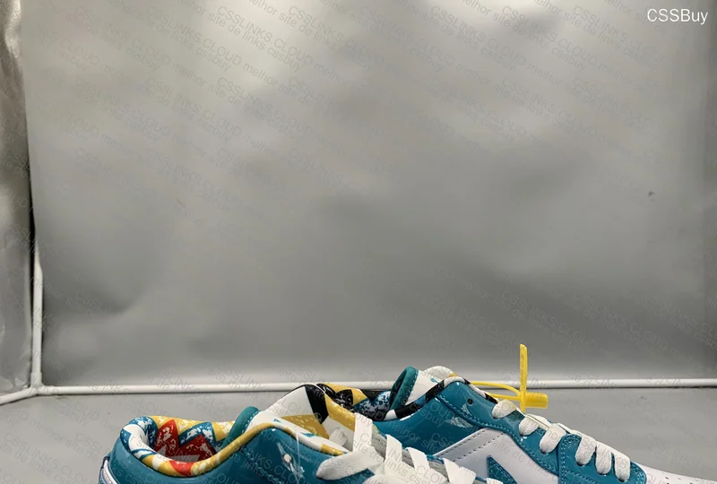 Jordan 1 Low Barcelona 9