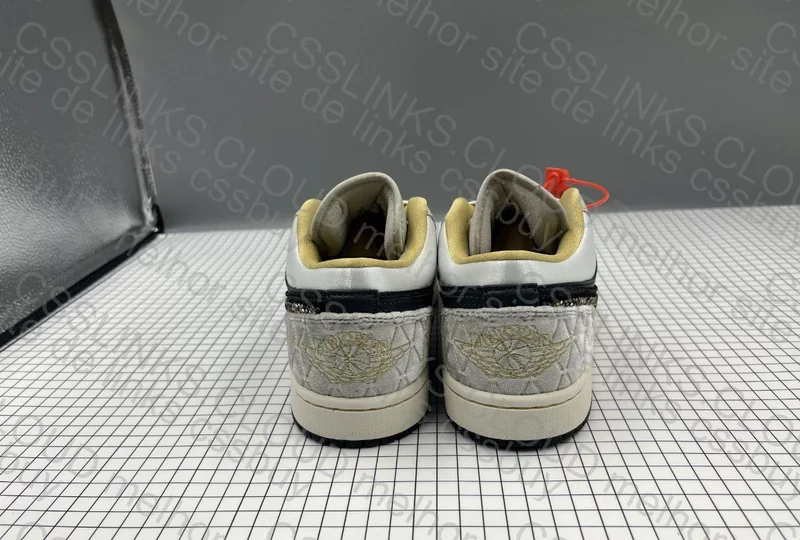 Jordan 1 Low Beaded Swoosh DT 190y 2