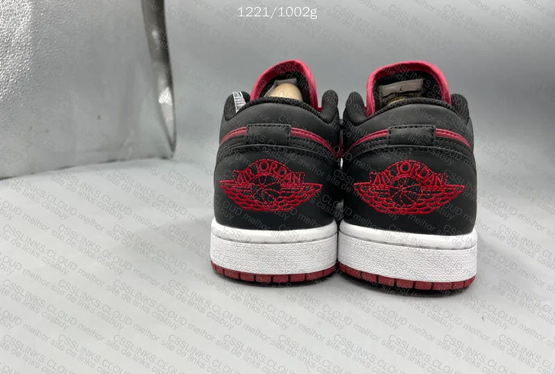 Jordan 1 Low Black Gym Red 5