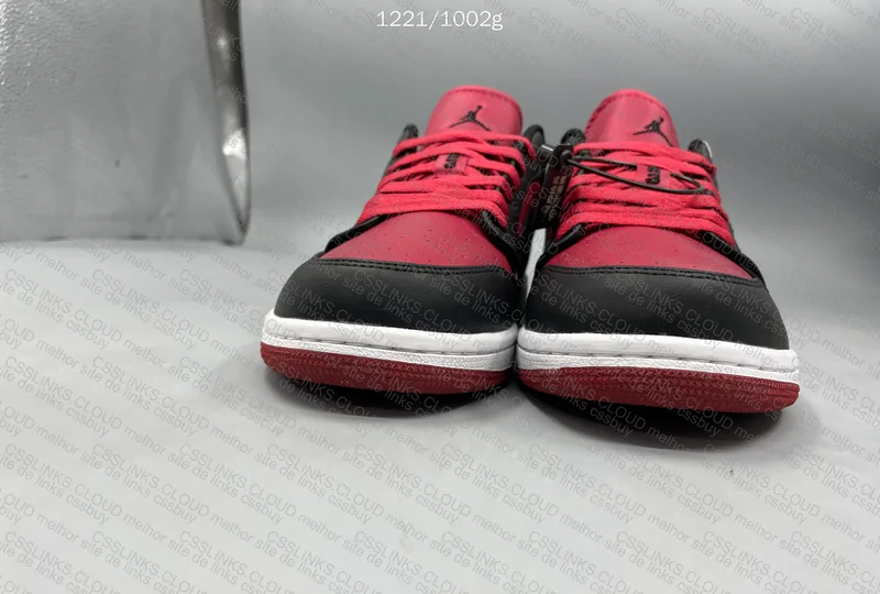 Jordan 1 Low Black Gym Red 6