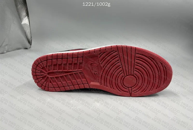 Jordan 1 Low Black Gym Red 7