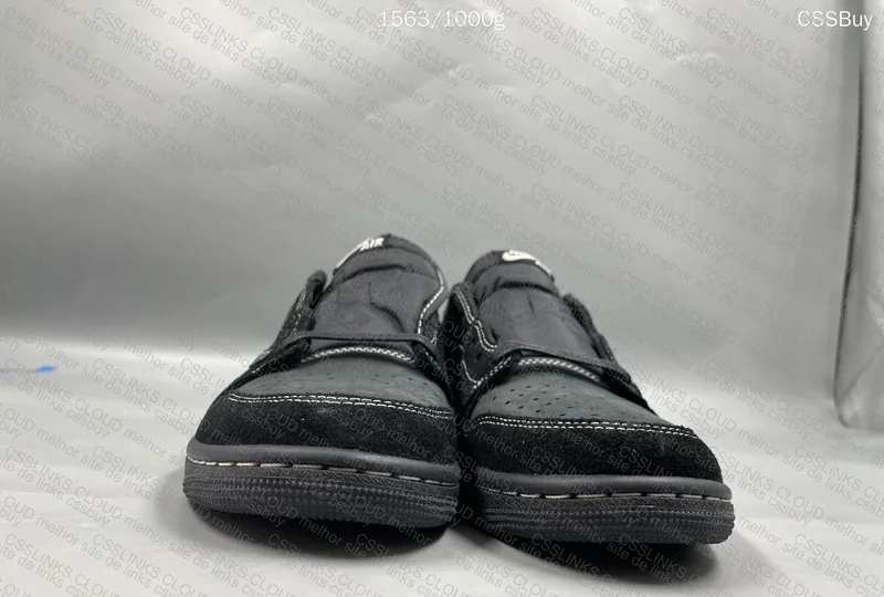 Jordan 1 Low Black Phantom