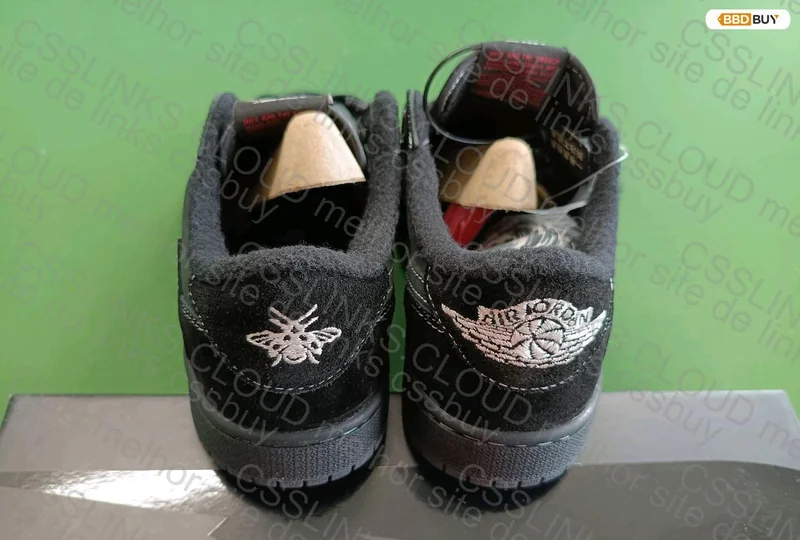 Jordan 1 Low Black Phantom 2