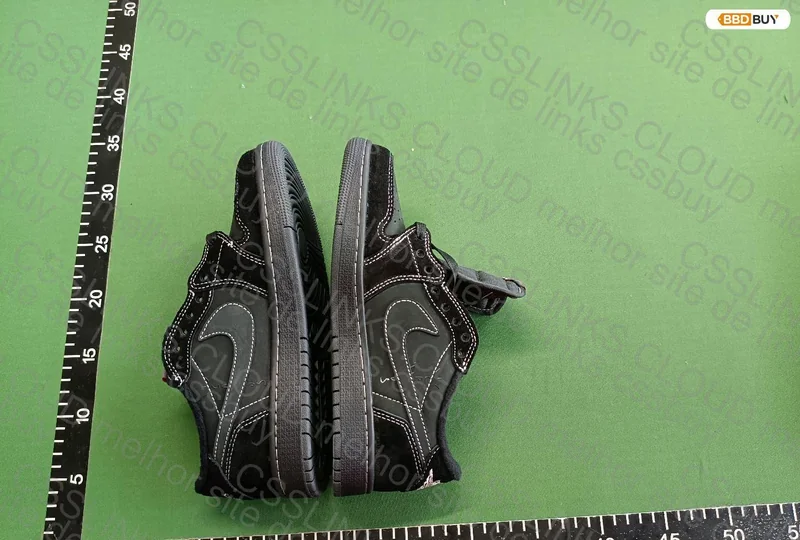 Jordan 1 Low Black Phantom 5