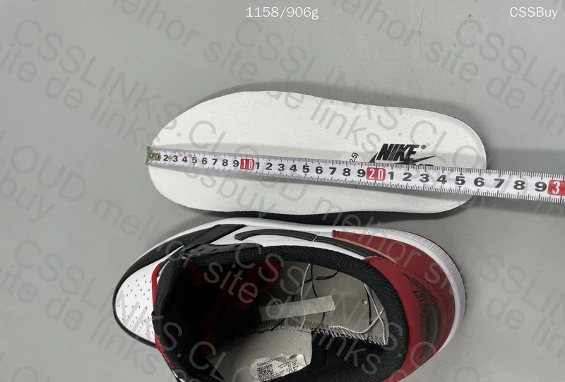 Jordan 1 low - Black Toe 2