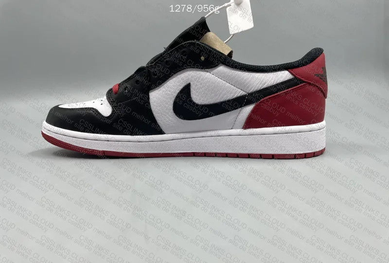 Jordan 1 Low Black Toe 4