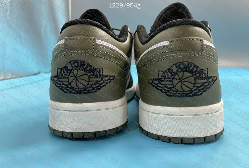 Jordan 1 Low Black Toe Medium Olive 6