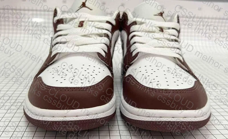 Jordan 1 Low Bronze Eclipse 3