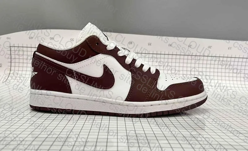Jordan 1 Low Bronze Eclipse 7