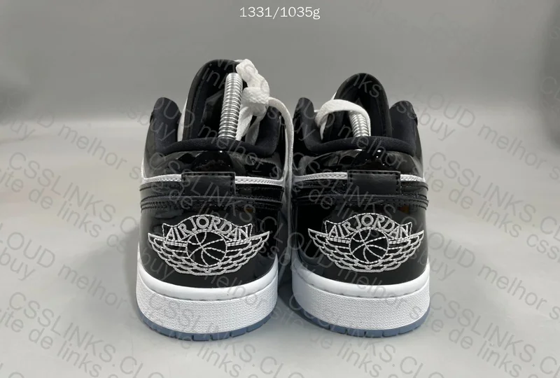Jordan 1 Low Concord