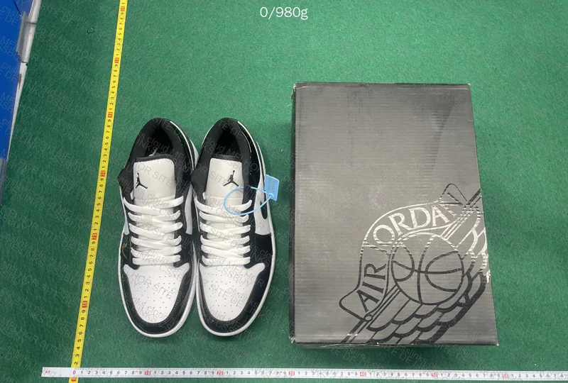Jordan 1 Low Concord