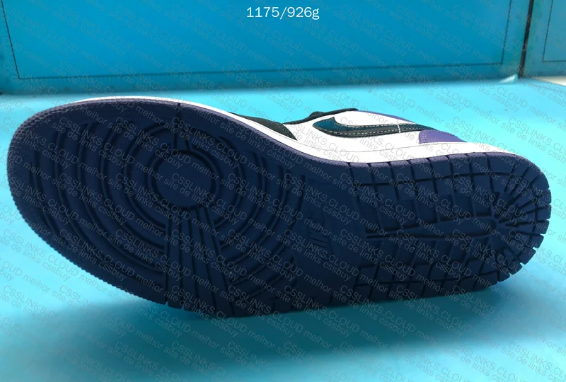 Jordan 1 Low - Court Purple 2