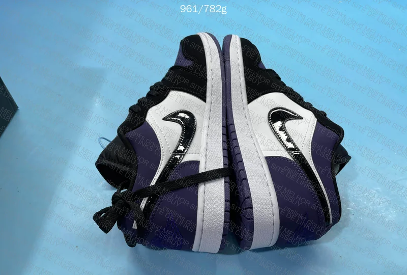 Jordan 1 Low Court Purple 5