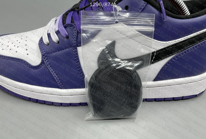 Jordan 1 low court purple, Gl guys????? 5