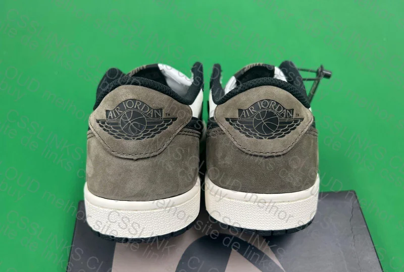 Jordan 1 Low Dark Mocha - DT Batch 250y