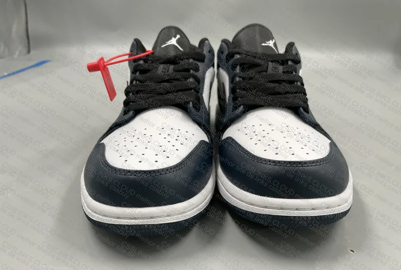 Jordan 1 low “Dark Teal” 2