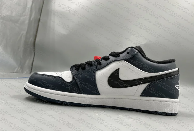 Jordan 1 low “Dark Teal” 5