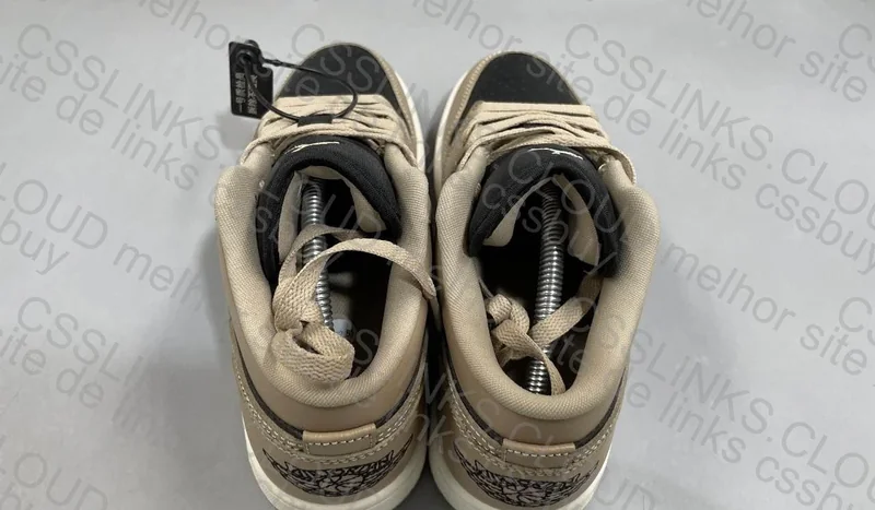 Jordan 1 Low OVO 4