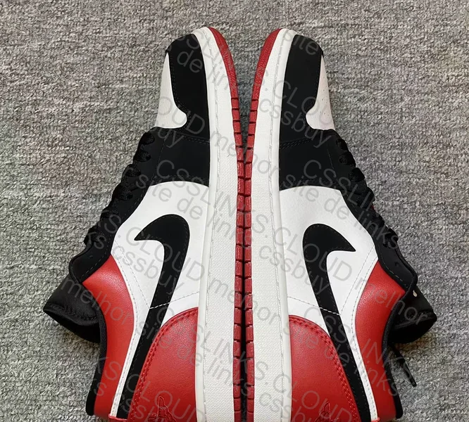 Jordan 1 Low DT 4