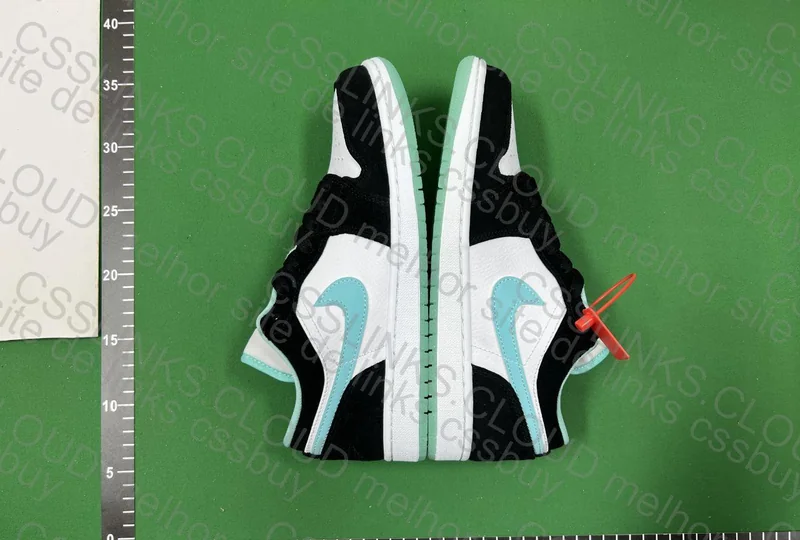 Jordan 1 Low DT 190y 2