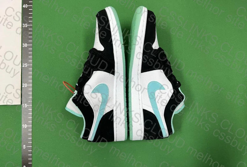 Jordan 1 Low DT 190y 3