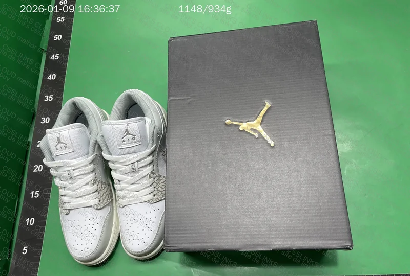 Jordan 1 Low Elephant Print