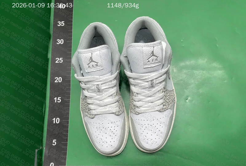 Jordan 1 Low Elephant Print 3