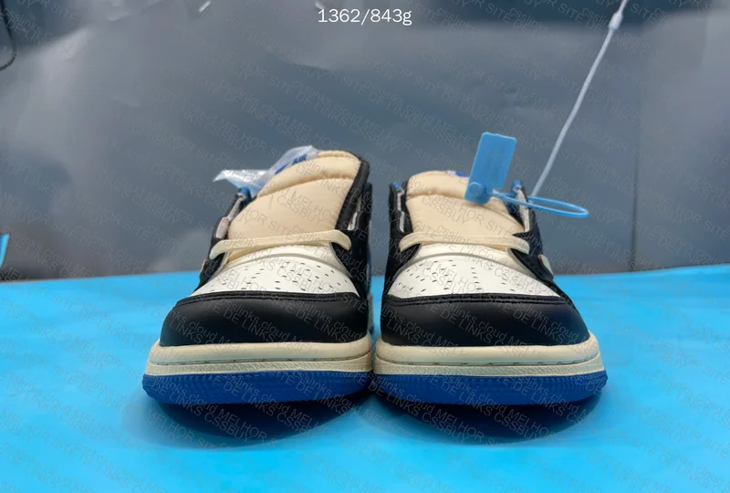 Jordan 1 Low Fragment 2