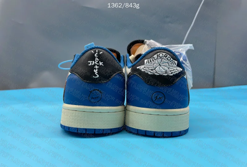 Jordan 1 Low Fragment 3
