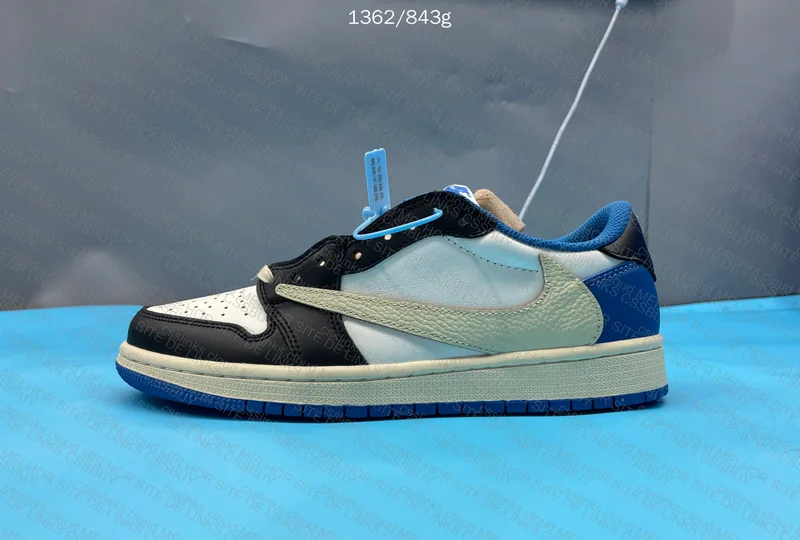 Jordan 1 Low Fragment 4