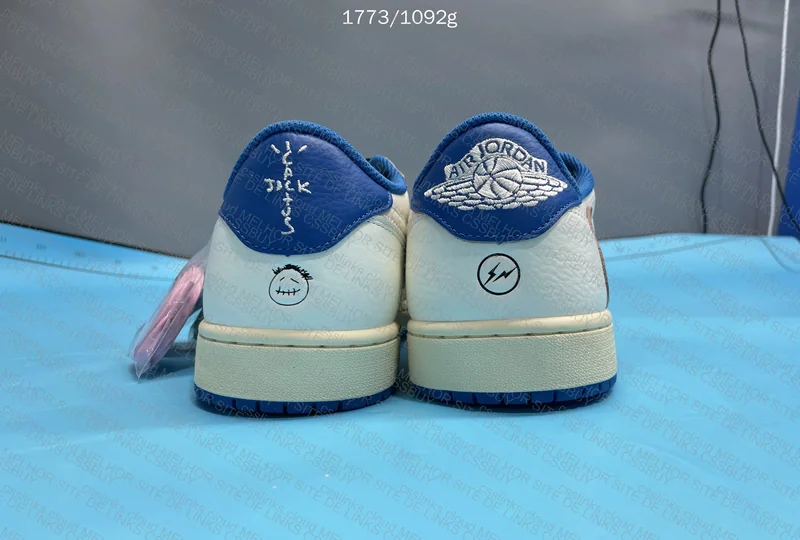 Jordan 1 low fragment Travis Scott 2
